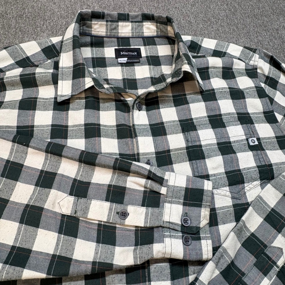 Marmot Men's XL Flannel Plaid Long‎ Sleeve Button Up Shirt Forest Green Cream